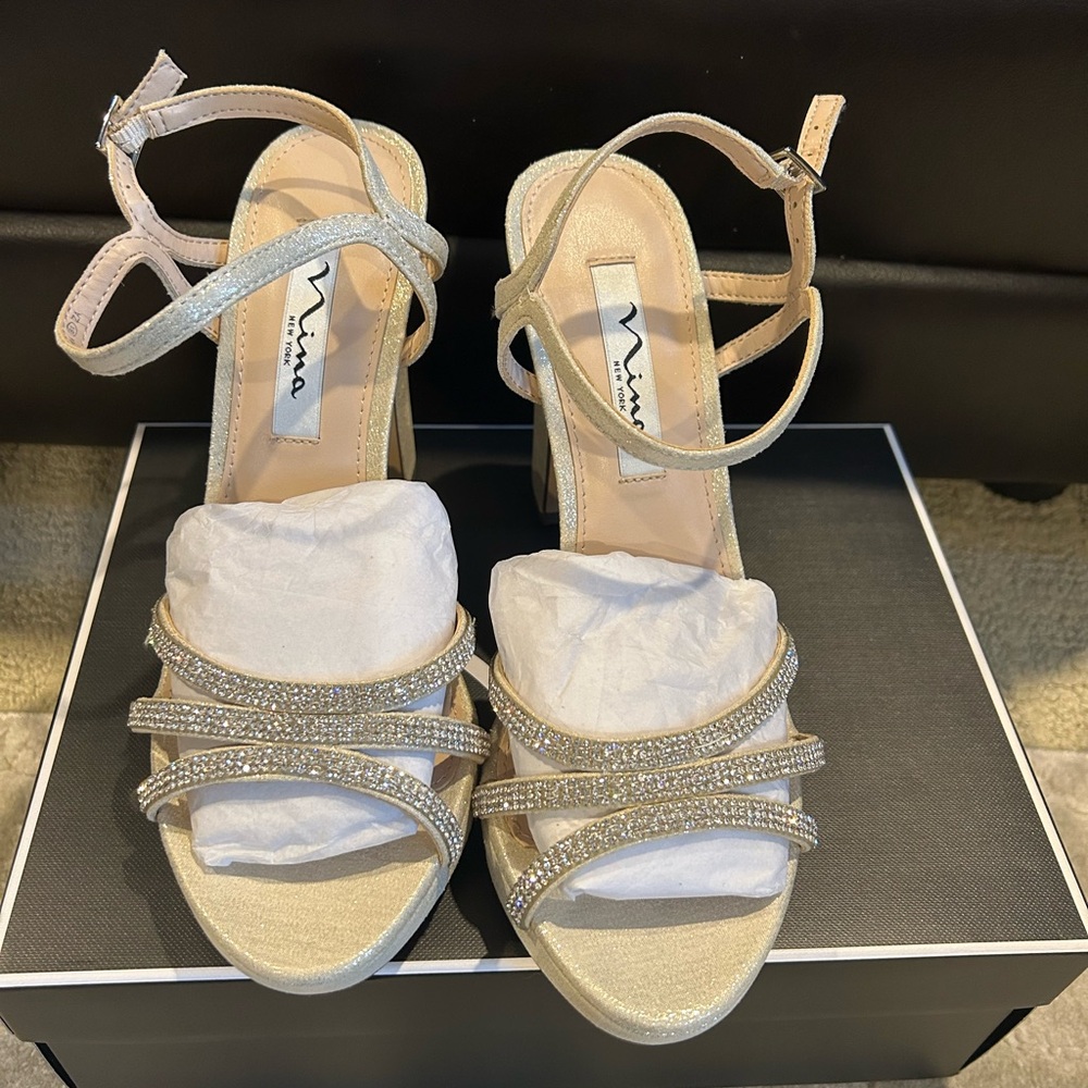 Nina Saralyn Gold Strappy shoes